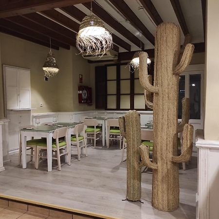 Hostal Loreto Dénia Eksteriør billede